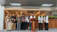 Bakal calon presiden dan bakal calon wakil presiden Koalisi Perubahan Anies Baswedan-Muhaimin Iskandar (AMIN) menjalani tes kesehatan di RSPAD Gatot Soebroto, Sabtu (21/10/2023). (Liputan6.com/Winda Nelfira)