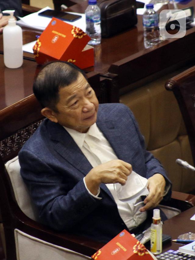 FOTO: Kepala Bappenas Bahas Evaluasi hingga Rencana Kerja Bersama DPR