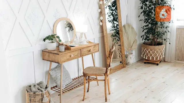 Aesthetic Mirror