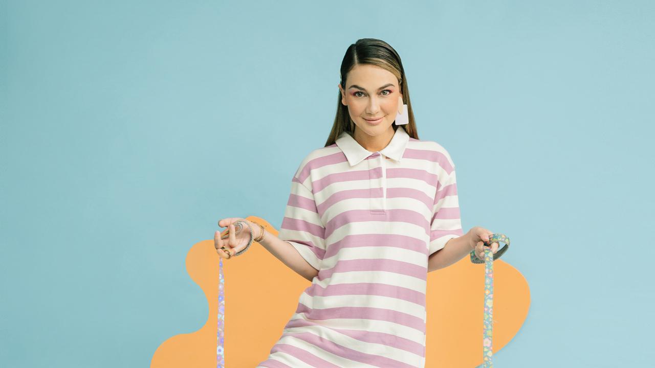 Luna Maya. (Foto: Dok. Superga X Luna Maya)