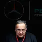 CEO Ferrari, Sergio Marchionne, mengklaim Tim Kuda Jingkrak sudah mulai kembali ditakuti sang rival Mercedes setelah bangkit pada F1 2017. (Bola.com/Twitter/FoxSportsF1)