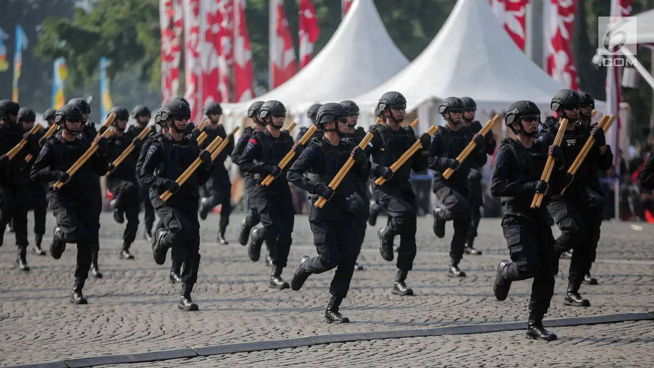 Atraksi Bela Diri Eskrima Brimob Meriahkan HUT ke-73 Bhayangkara