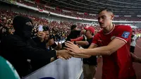 Aktivitas Pemain Timnas Indonesia Jelang Lawan Arab Saudi: Bang Jay Unboxing Jersey Persib, Eliano Bangun-bangun Sekasur Isinya Hadiah