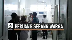 Empat ekor beruang menyerang warga di Jambi saat berada dalam hutan. Ahmad Syafi'i korban keganasan beruang mengalami luka robek dibagian kepala, tangan dan kaki.