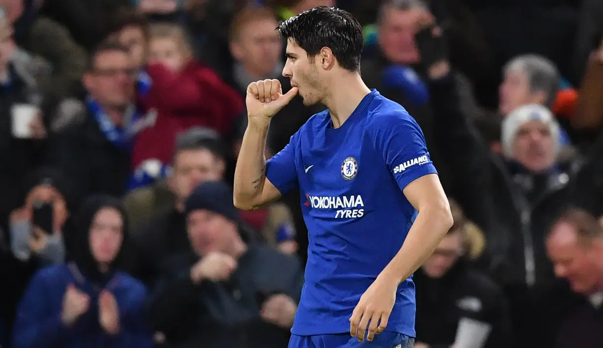 7. Alvaro Morata (Chelsea) - 10 Gol. (AFP/Ben Stansall)