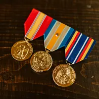 Ilustrasi medali (pexels.com/RODNAE Productions)