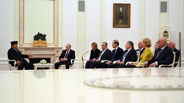 Bahas Sejumlah Isu Strategis, Prabowo Kembali Bertemu Putin di Kremlin