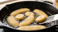 Cara Menggoreng Pisang Tanduk Tanpa Menyerap Banyak Minyak dan Tetap Renyah