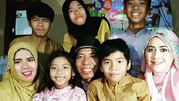 [Bintang] Kiwil dan Istrinya