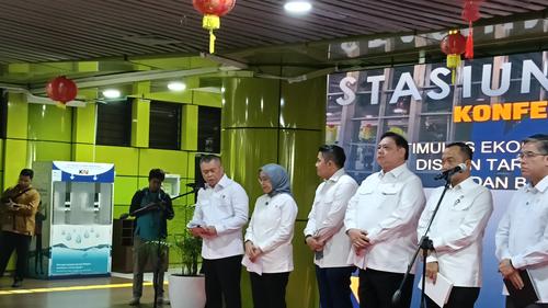 Menteri Perhubungan (Menhub) Dudy Purwagandhi di Stasiun Gambir, Selasa (10/2/2026). (Foto: Liputan6.com/Maulandy R)