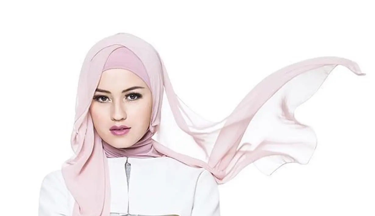 Kimberly Ryder (Sumber: Instagram/kimbrlyryder)