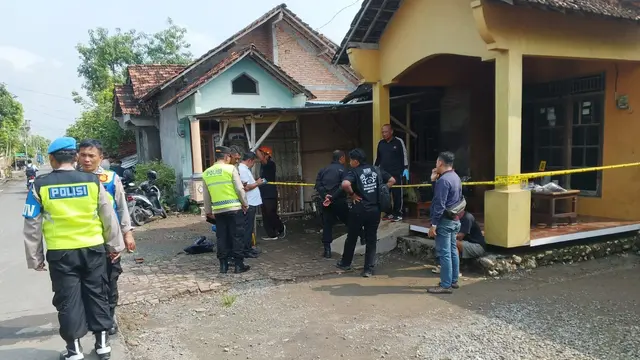Teror Bom Molotov mengguncang Kota Kudus. (Dok. Istimewa)