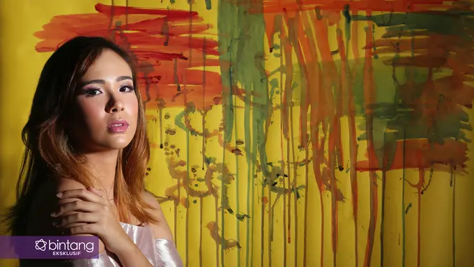 [Bintang] Pamela Bowie