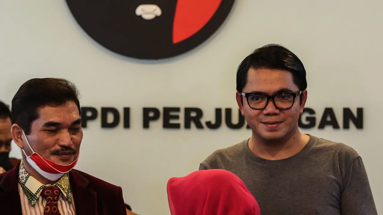 Anggiat Pasaribu bertemu Arteria Dahlan
