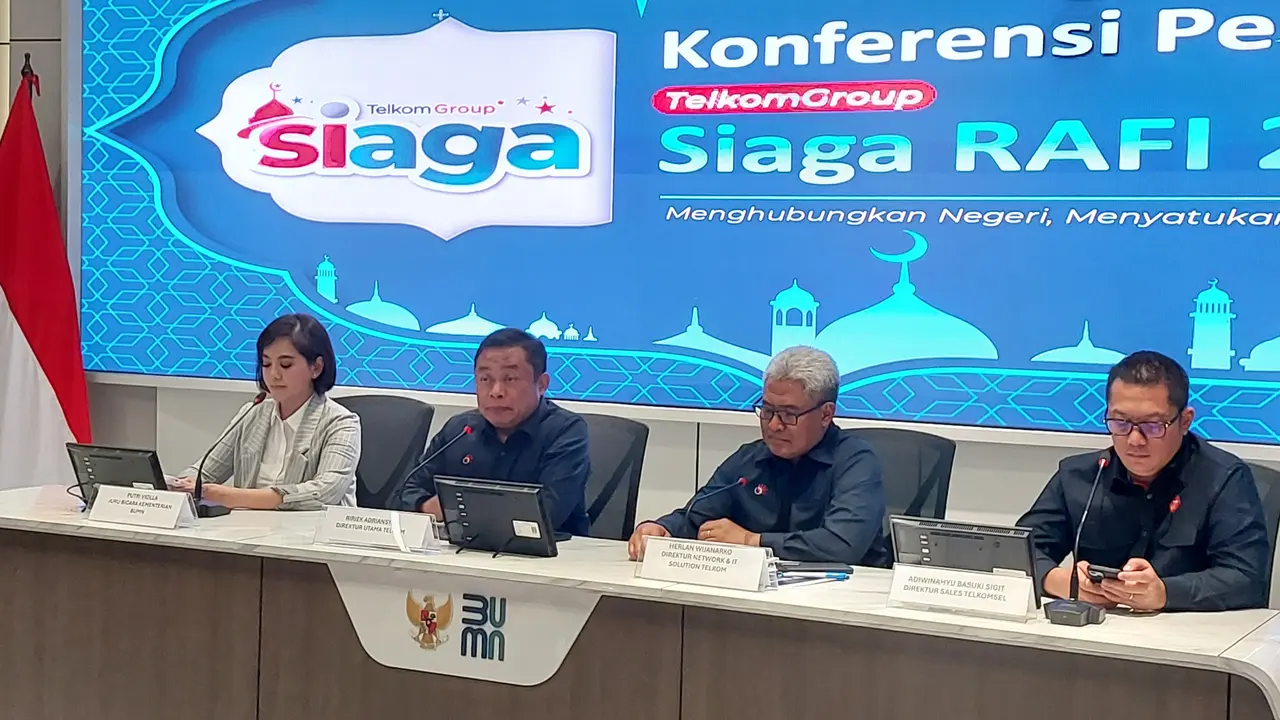 Direktur Utama Telkom Indonesia, Ririek Adriansyah, menyampaikan bahwa pihaknya telah menambah kapasitas jaringan yang diperlukan selama mudik lebaran 2025