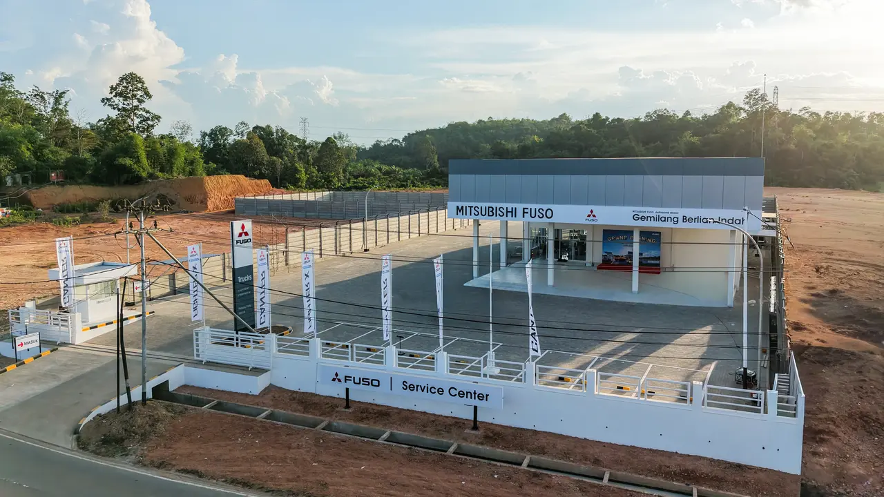 Mitsubishi Fuso Resmikan Service Center di Sandai (ist)