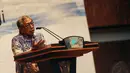Mantan Menteri Riset, Teknologi, dan Pendidikan Tinggi Gusti Muhammad menyampaikan pidatonya saat serah terima jabatan, Jakarta, Selasa (28/10/2014). (Liputan6.com/Faizal Fanani)