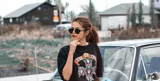 Selena Gomez, beberapa waktu lalu sempat mengalami penyakit lupus dan gangguan mental hingga mengharuskan dirinya untuk menjalani proses rehabilitasi. Di kondisinya yang sudah sembuh saat ini, Selena menunjukkan kepeduliannya. (Instagram/Selenagomez)