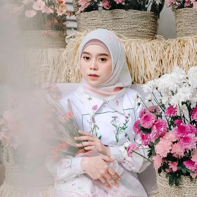 Gadis Polos Ini Dulu Bantu Orang Tua Jualan Mi Ayam, Kini Jadi Pedangdut Sukses