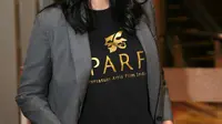 Peduli Penderita AIDS, Luna Maya Sumbang Keuntungan Bisnis Kue