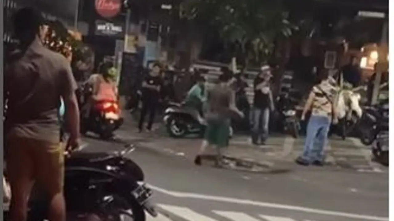 Turis Kanada yang Sempat Mengamuk Bawa Senjata Tajam di Bali, Diduga Mabuk dan Kehilangan Kartu ATM