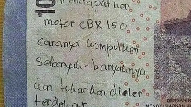 Potret Pesan Unik di Uang Kertas, Bikin Ketawa Ngakak. (Sumber: newdramaojol.id)