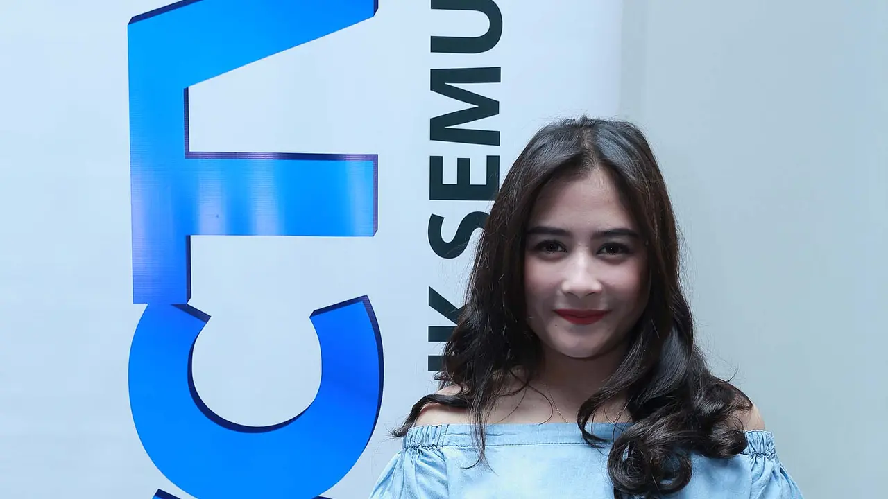 Prilly Latuconsina