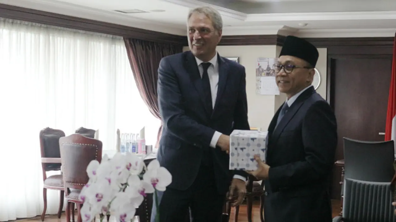 Zulfikli Hasan dan Duta Besar Belanda