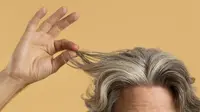 5 Jenis Makanan yang Dapat Membantu Mencegah Rambut Beruban Secara Alami