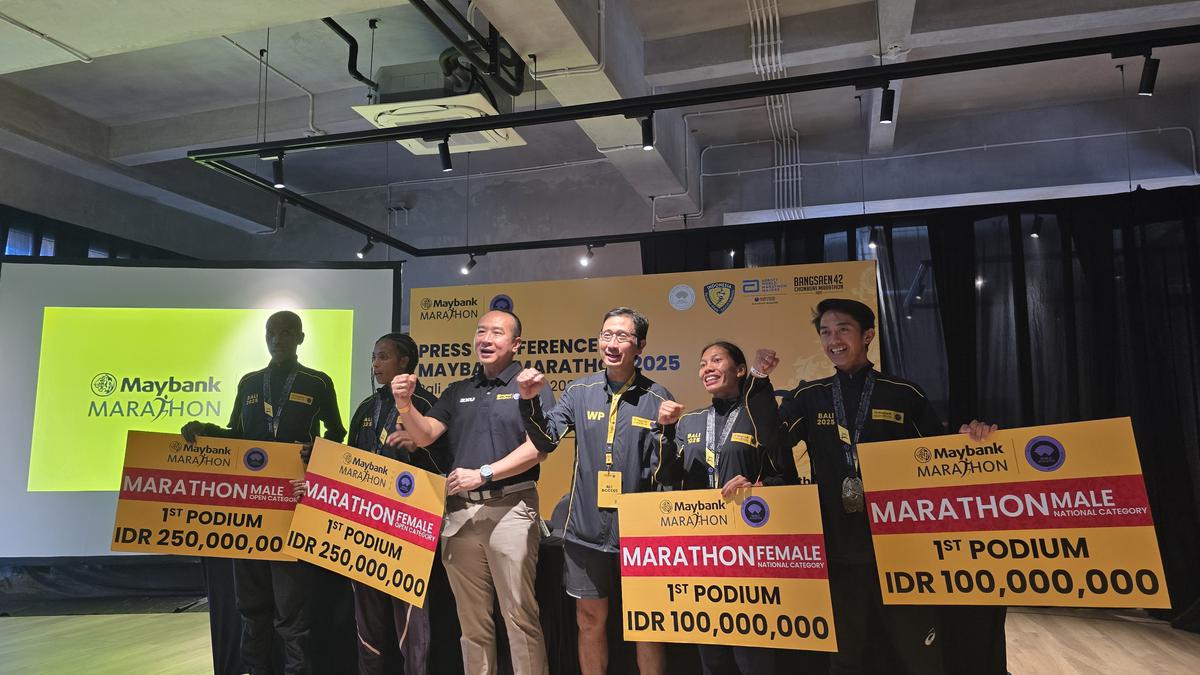 Robi Syianturi dan Odekta Pecahkan Rekor di Maybank Marathon 2025