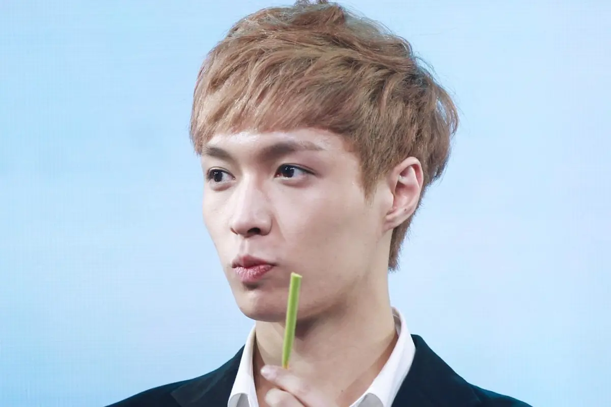 [Bintang] Lay EXO
