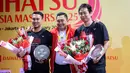 <p>Ketua PBSI, M. Fadil Imran (tengah) berfoto dengan pebulu tangkis ganda putra Indonesia, Mohammad Ahsan/Hendra Setiawan berfoto bersama dalam acara 'Moment of Honor The Daddies' sebelum laga final Indonesia Masters 2025 di Istora Senayan, Jakarta, Minggu (26/01/2025). (Bola.com/Bagaskara Lazuardi)</p>