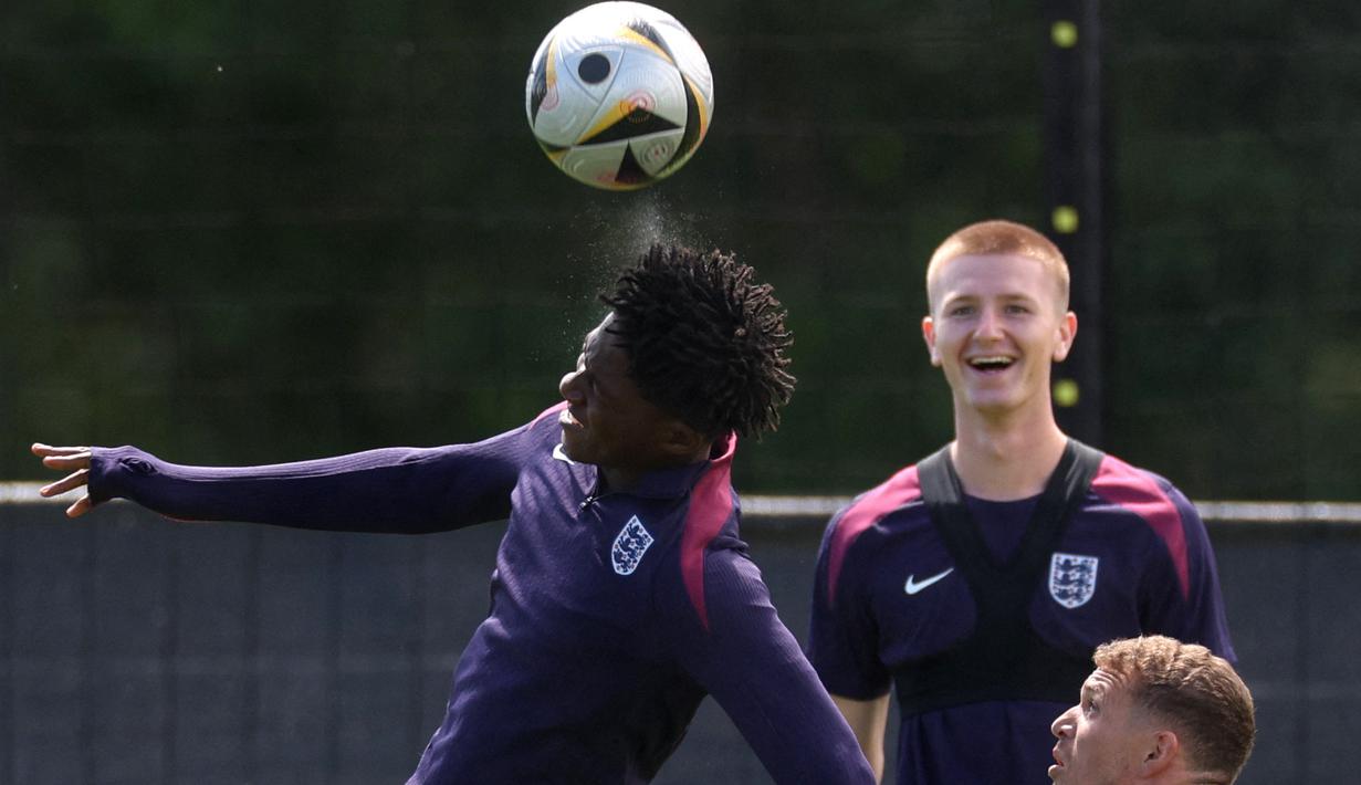 Di final, Inggris bakal menantang Spanyol, tim yang di atas kertas masih lebih kuat. (Adrian DENNIS / AFP)