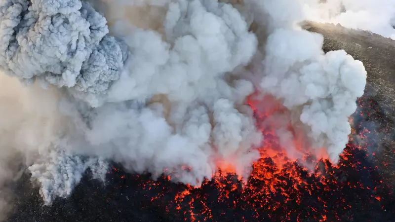 Meletus, Gunung di Jepang Semburkan Abu Vulkanik 2300 Meter