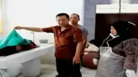 Aksi Saling Bacok Suami Istri Berujung Tewas