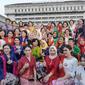 Sebagai bagian upata melestarikan kebaya di era modern, para tokoh dan ratusan perempuan Semarang ramai-ramai mengikuti Parade Kebaya Nasional,di Balaikota Semarang, pada  pada Sabtu, 2 Juli 2022.