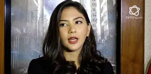 Jessica Mila menghimbau agar warga Jakarta mendukung dan mendoakan kebijakan dan kinerja Gubernur yang baru.