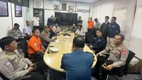Detik-detik Proses Penyelamatan Korban Kebakaran KMP Putri Yasmin