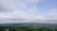 Pantauan secara visual Gunung Semeru tertutup kabut (Istimewa)