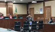 Alasan Eks Menag Yaqut Minum Anti Nyeri di Persidangan