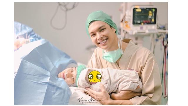 Dinda Hauw Melahirkan Anak Kedua, Ini 8 Potret Perjalanan Kehamilanya