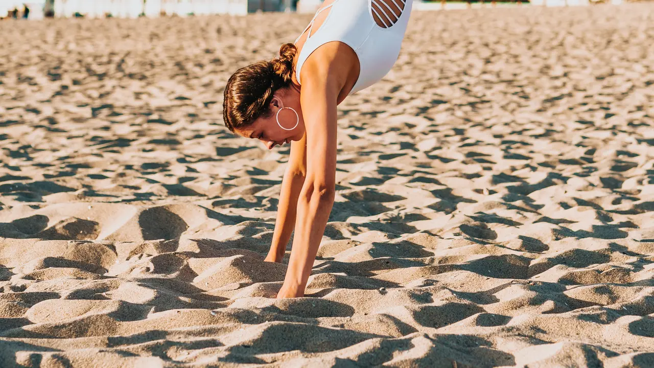 [Fimela] Ilustrasi Yoga