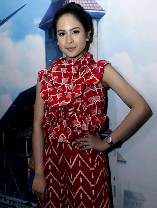 Tak heran jika Maudy Ayunda disebut sebagai artis multitalenta, selain pandai bernyanyi dan berakting, kali ini ia membuktikan kemampuannya sebagai seorang pengisi suara. (Wimbarsana/Bintang.com)