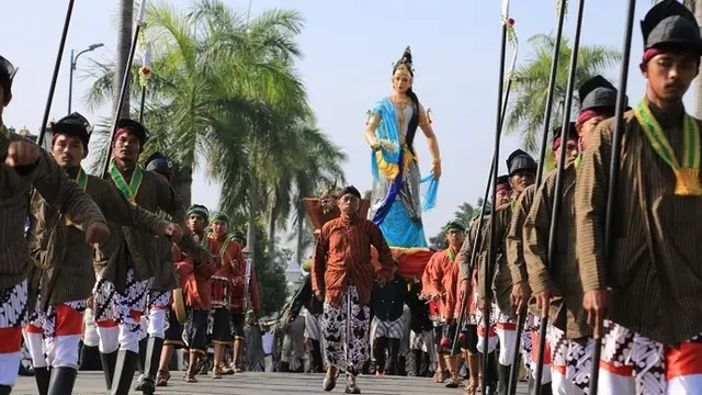 Pawai Nitilaku, Napak Tilas UGM Yogyakarta bersama Tiga Menteri