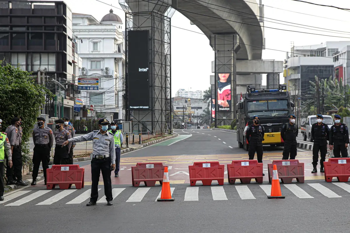 Penambahan Penyekatan Ruas Jalan saat PPKM Darurat
