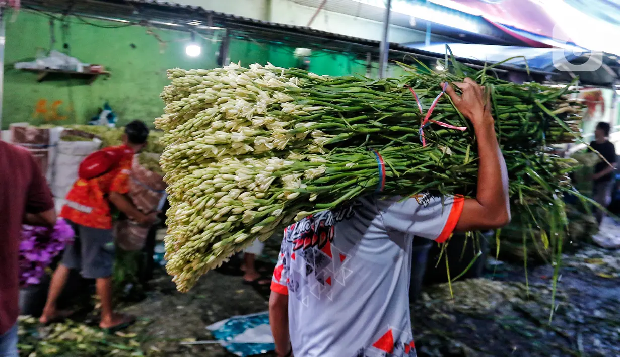 Bunga sedap malam memang primadona jelang Idul Fitri. (Liputan6.com/Angga Yuniar)