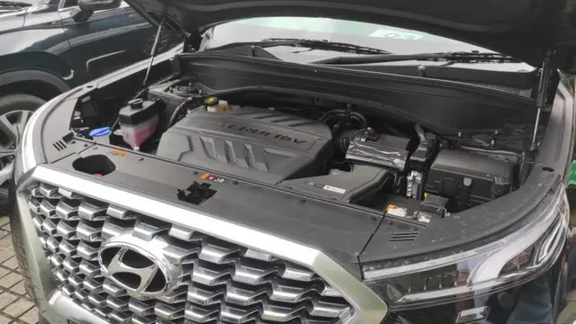 Mesin all new Hyundai Palisade (Arief A/Liputan6.com)