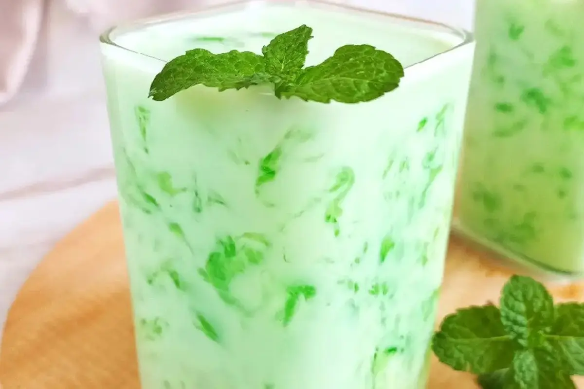 Resep Es Lumut: Minuman Segar Khas Indonesia yang Menggugah Selera