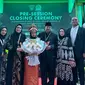 Ketua Badan Penganggaran MPR RI dan Pembina Yayasan BPLI-Alexandria Islamic School Dr HM Idris Laena bersama Ketua Yayasan Alexandria Islamic School Tania Laena, MBA, Pimpinan Yayasan Dr. Astrid Laena, Lily Masniary Bsc mendampingi siswa mengikuti Sosialisasi 4 Pilar Kebangsaan. Foto: liputan6.com/edhie prayitno ige&nbsp;