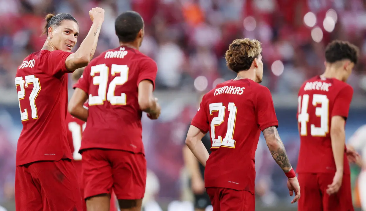 Bomber yang diboyong Liverpool dengan banderol 75 juta euro plus 25 juta euro biaya tambahan itu berhasil memborong empat gol di laga tersebut. (AFP/Ronny Hartmann)
